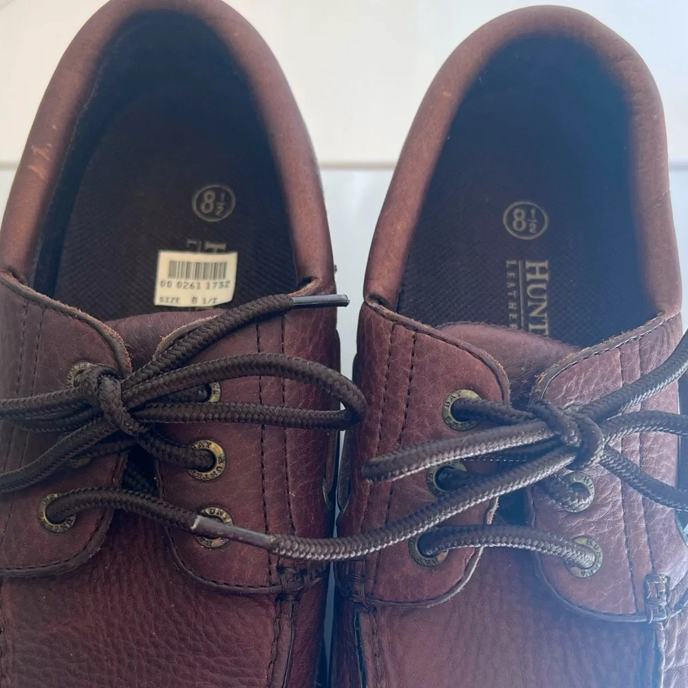 Stylish Brown Leather Boat Shoes by Hunter’s Bay Leather Collection. Size 8.5.